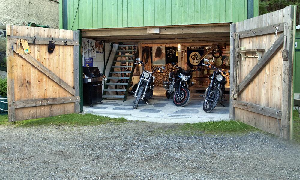 Garage für Motorräder